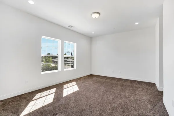 $1,170,000 | 5454 West Fairmont Avenue, Fresno, CA 93722