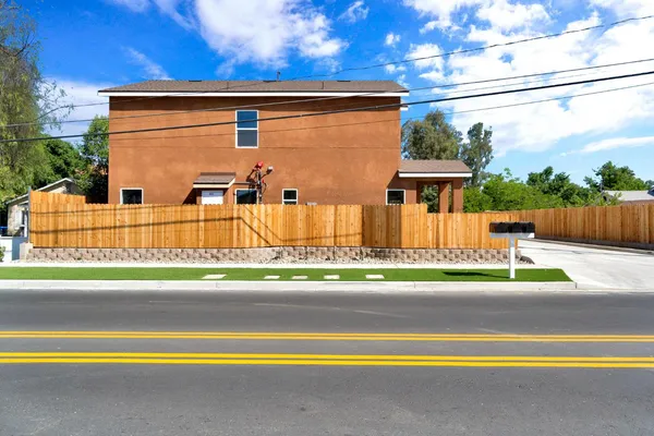 $1,170,000 | 5454 West Fairmont Avenue, Fresno, CA 93722