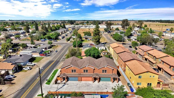 $1,170,000 | 5454 West Fairmont Avenue, Fresno, CA 93722