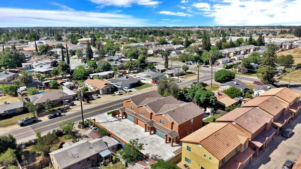 $1,170,000 | 5454 West Fairmont Avenue, Fresno, CA 93722