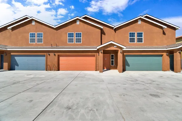 $1,170,000 | 5454 West Fairmont Avenue, Fresno, CA 93722