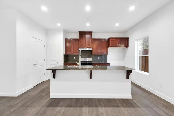 $1,170,000 | 5454 West Fairmont Avenue, Fresno, CA 93722