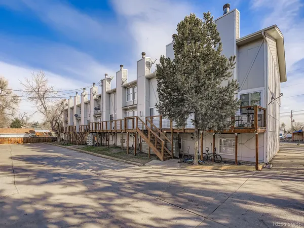 a view of a large building