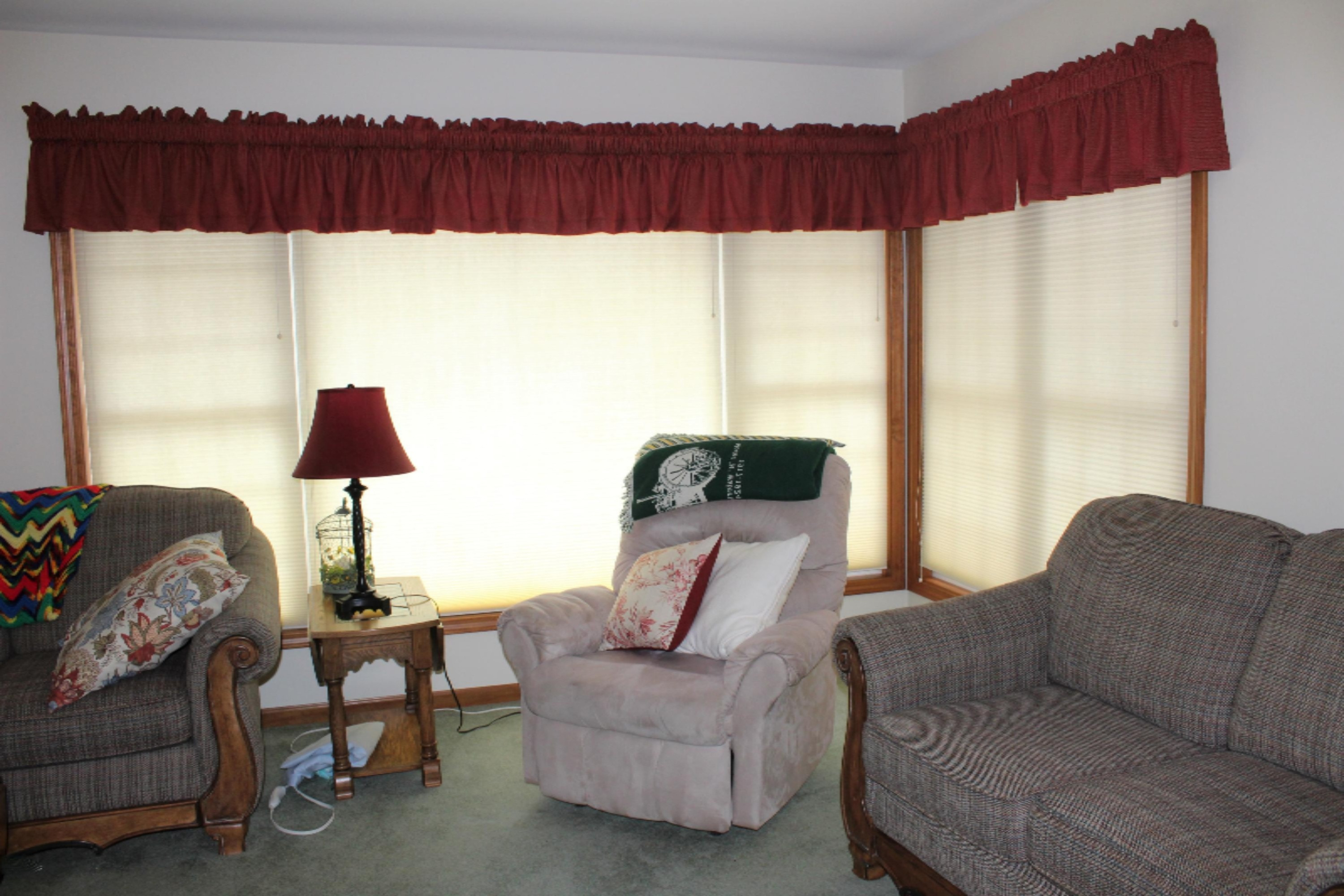 8273 North State Road Orleans, MI 48865 - Photo 36 of 43 LVING ROOM