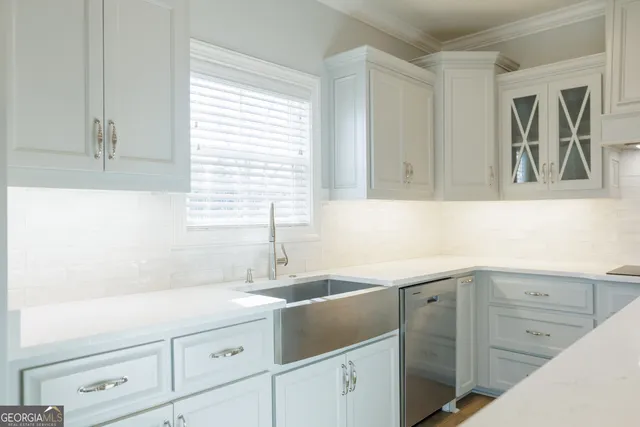 a close view of sink and tap