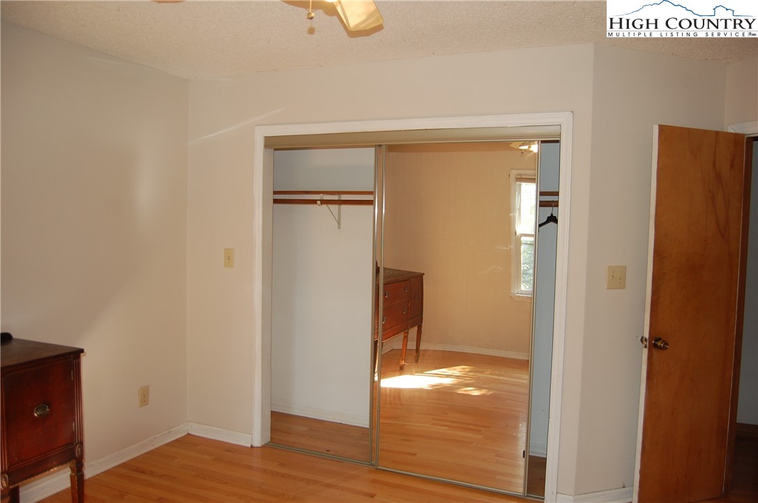 875 Old Jonas Ridge Road Newland, NC 28657 - Photo 8 of 33 Gallery Image 8