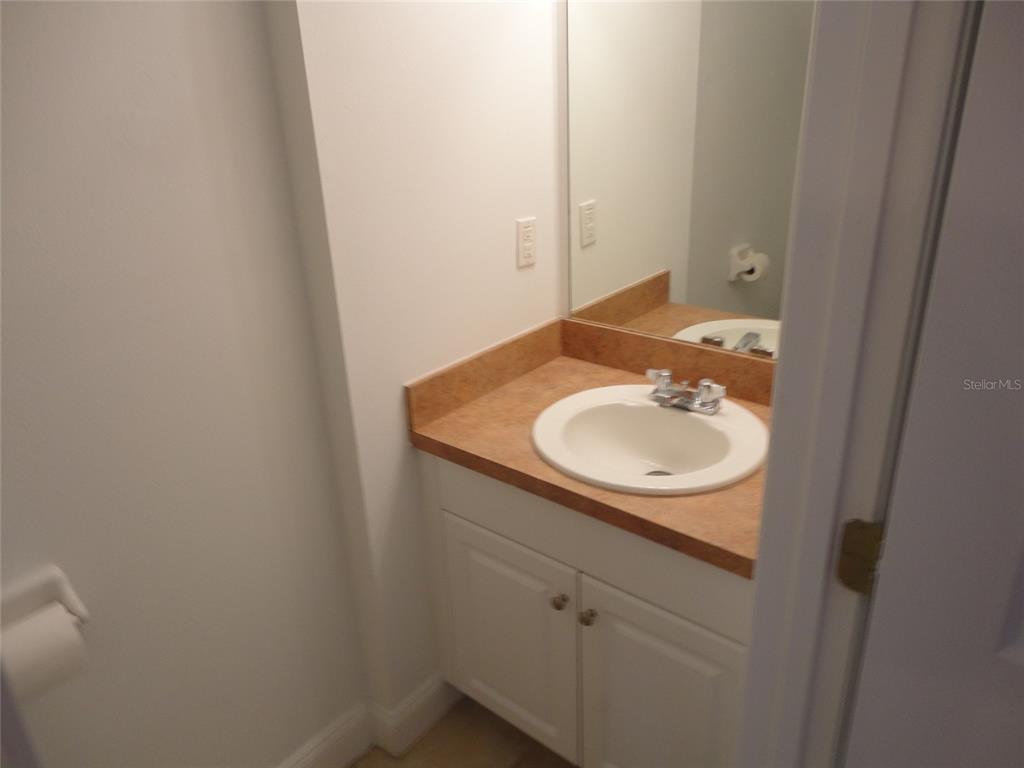2636 Southwest 35th Place, Unit 8 Gainesville, FL 32608 - Photo 5 of 11