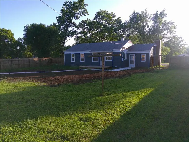 $169,000 | 609 North 7th Street, Humboldt, KS 66748