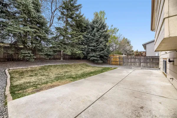 $559,000 | 9830 West Chenango Avenue, Littleton, CO 80123