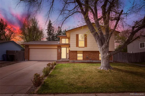 $559,000 | 9830 West Chenango Avenue, Littleton, CO 80123