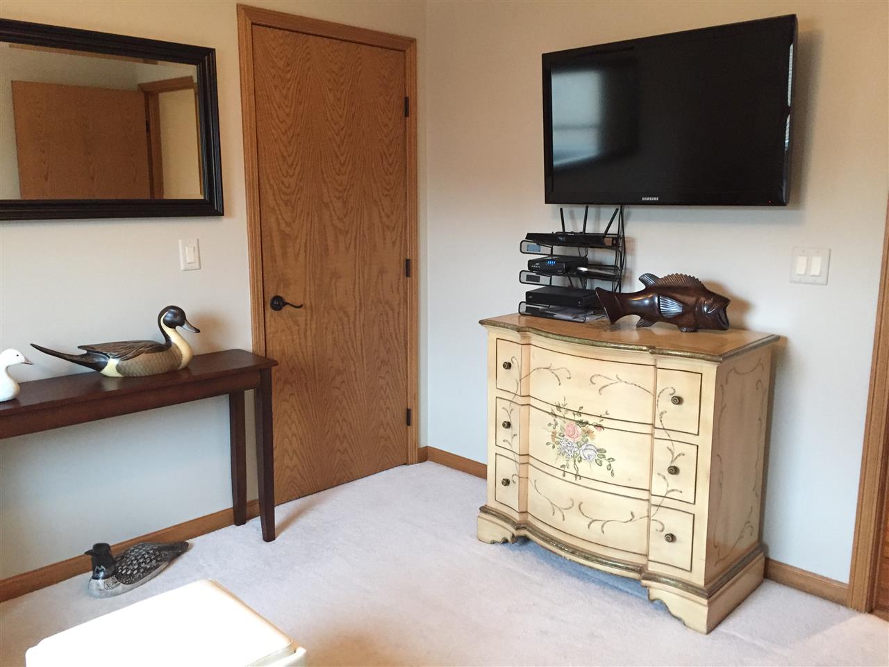 8241 Midland Road, Unit 15 Freeland, MI 48623 - Photo 13 of 24