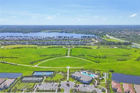 $595,000 | 6294 Grandview Hill Court, Bradenton, FL 34203
