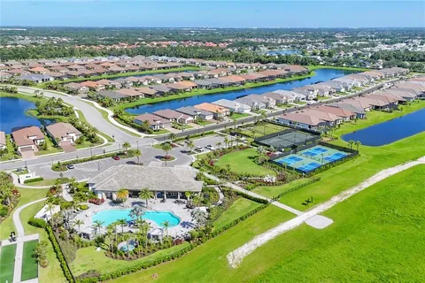 $595,000 | 6294 Grandview Hill Court, Bradenton, FL 34203