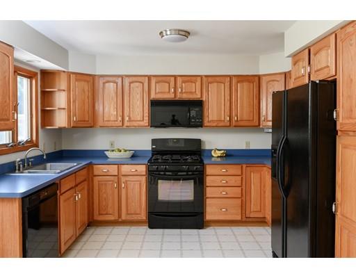71 Franklin Road Hanover, MA 02339 - Photo 10 of 30 Gallery Image 10