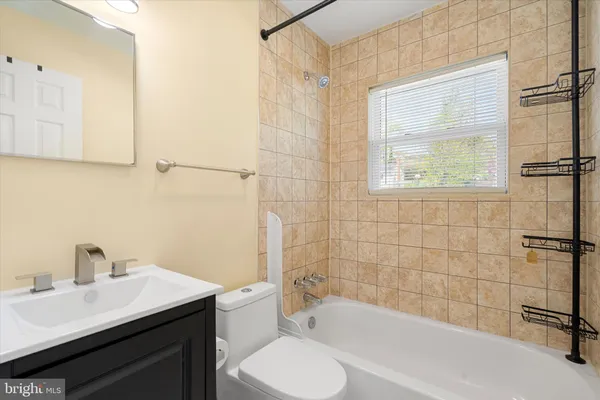 $2,650 | 1411 Harrison Street, Woodbridge, VA 22191