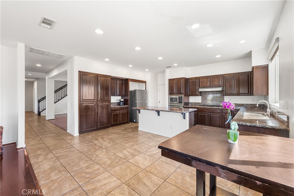 658 East Lago Lindo Road Palmdale, CA 93550 - Photo 29 of 73