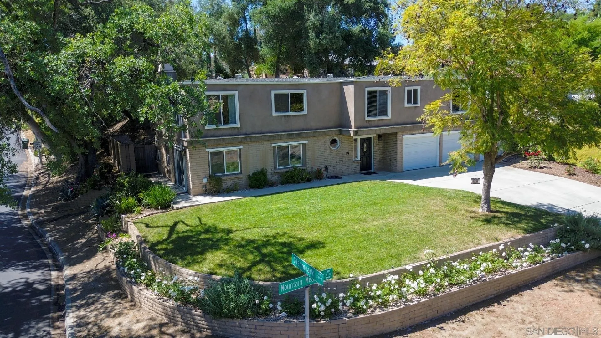 28108 Mountain Meadow Road Escondido, CA 92026 - Photo 34 of 44