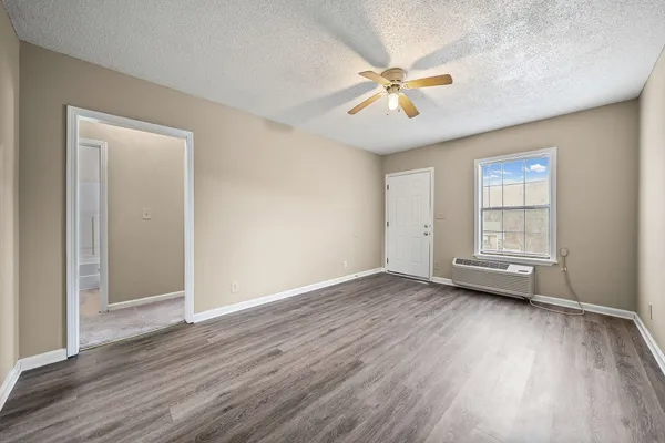 $775 | 706 Peachers Drive, Unit C, Clarksville, TN 37042