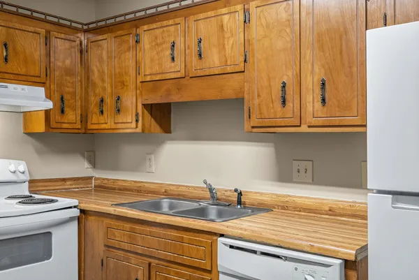 $775 | 706 Peachers Drive, Unit C, Clarksville, TN 37042