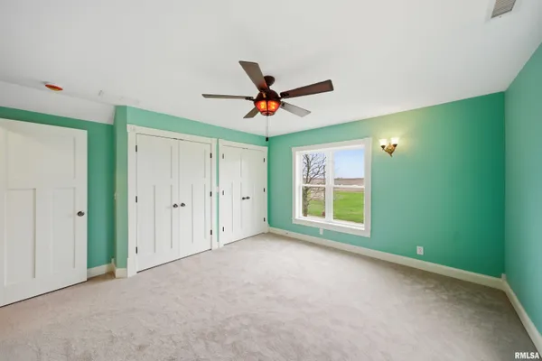 $349,900 | 22014 Highway 40, Edelstein, IL 61526
