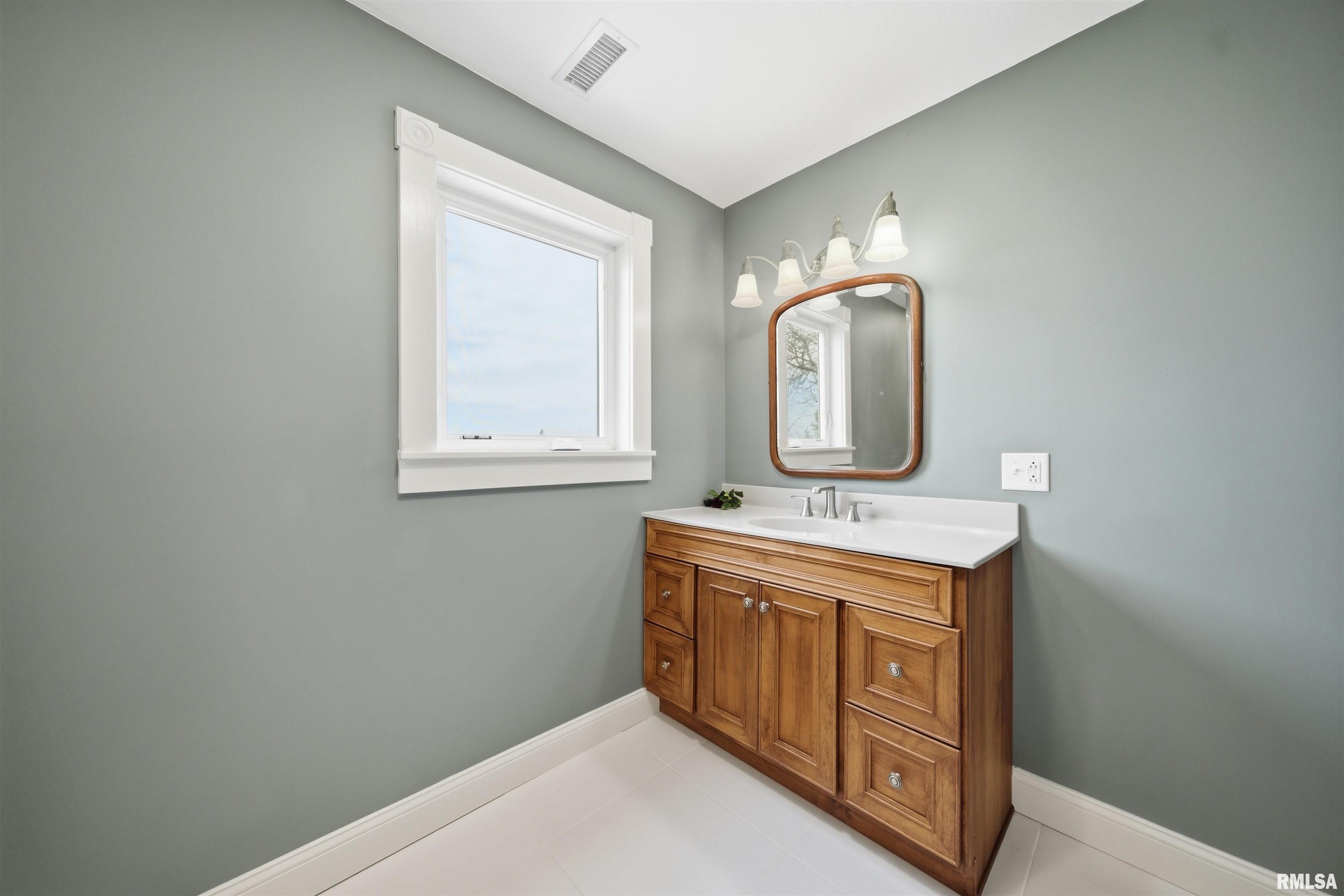 22014 Highway 40 Edelstein, IL 61526 - Photo 24 of 45