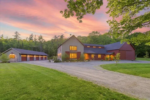$1,975,000 | 908 Old Franconia Road, Bethlehem, NH 03574