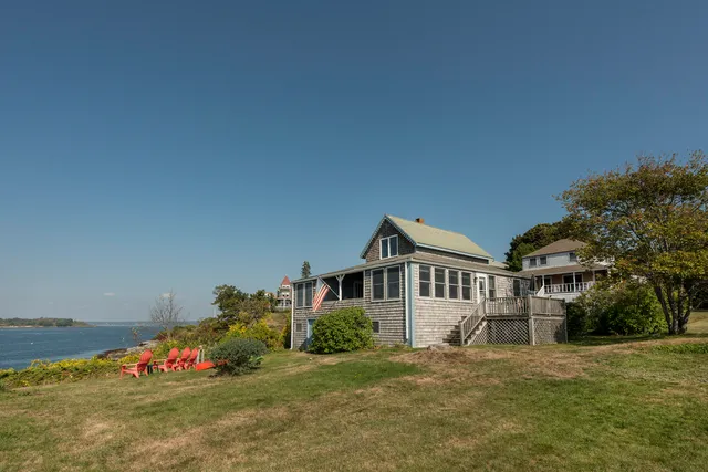 $875,000 | 42 Thistle Lane, Long Island, ME 04050