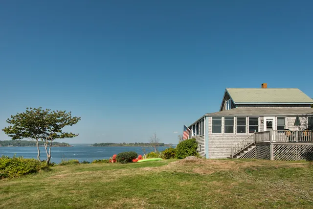$875,000 | 42 Thistle Lane, Long Island, ME 04050