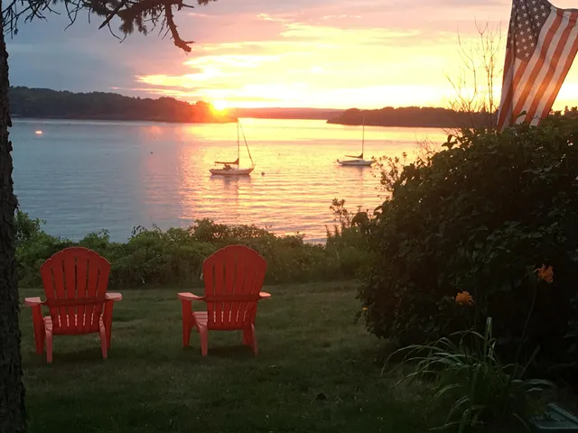 $875,000 | 42 Thistle Lane, Long Island, ME 04050