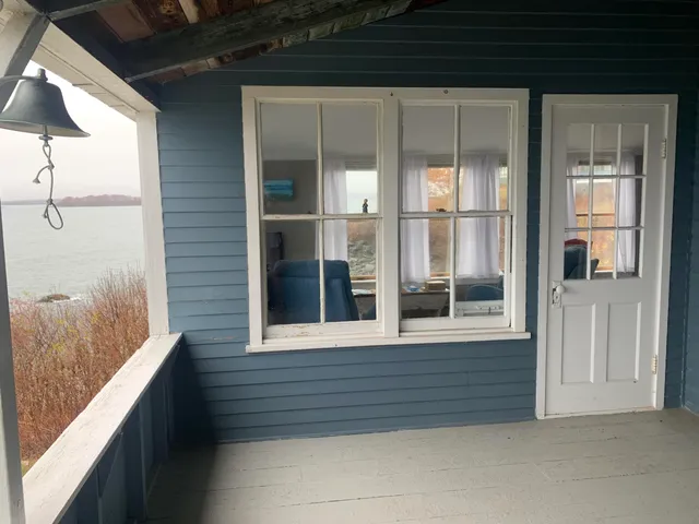 $875,000 | 42 Thistle Lane, Long Island, ME 04050