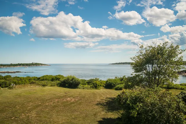 $875,000 | 42 Thistle Lane, Long Island, ME 04050