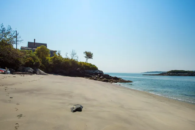 $875,000 | 42 Thistle Lane, Long Island, ME 04050