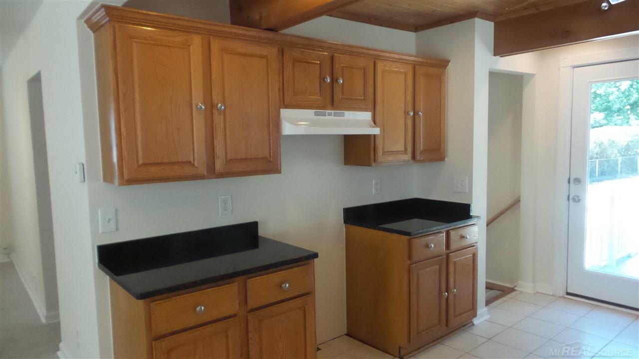 3122 Devondale Road Rochester Hills, MI 48309 - Photo 6 of 27