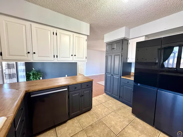 $209,000 | 420 North Freeborn Street, Marion, KS 66861