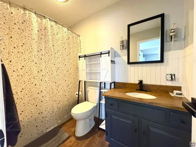 $209,000 | 420 North Freeborn Street, Marion, KS 66861