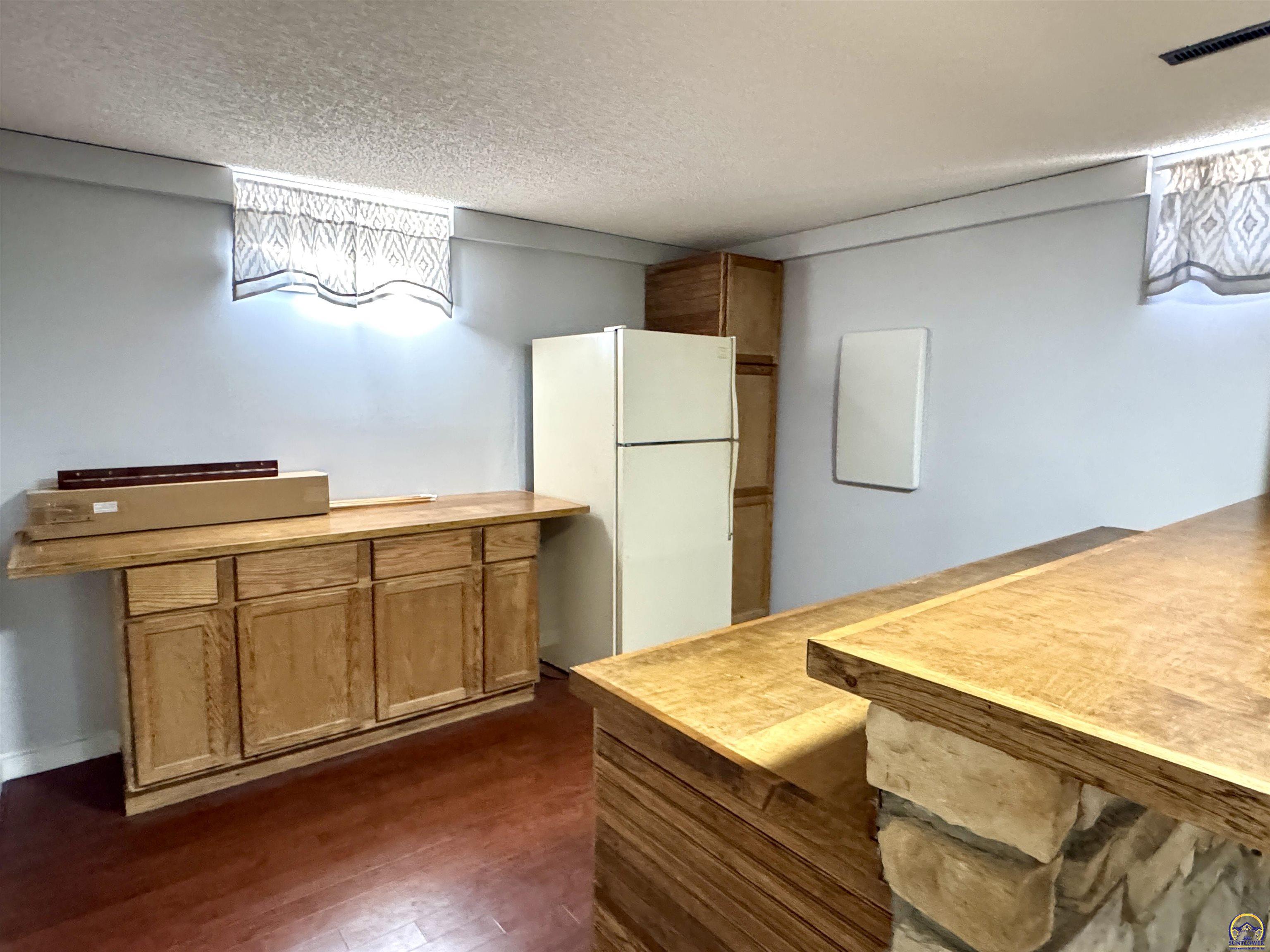 420 North Freeborn Street Marion, KS 66861 - Photo 37 of 47