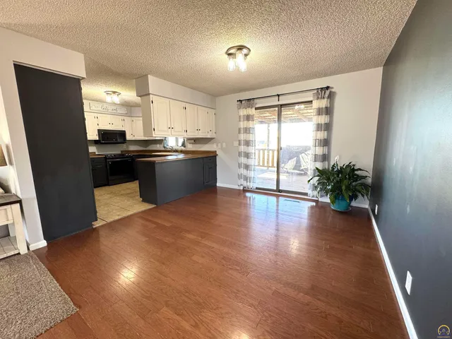 $209,000 | 420 North Freeborn Street, Marion, KS 66861