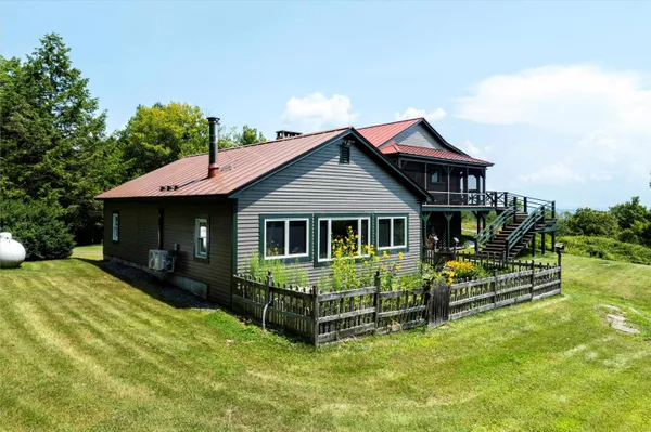 $759,000 | 365 Timson Hill Road, Newfane, VT 05345