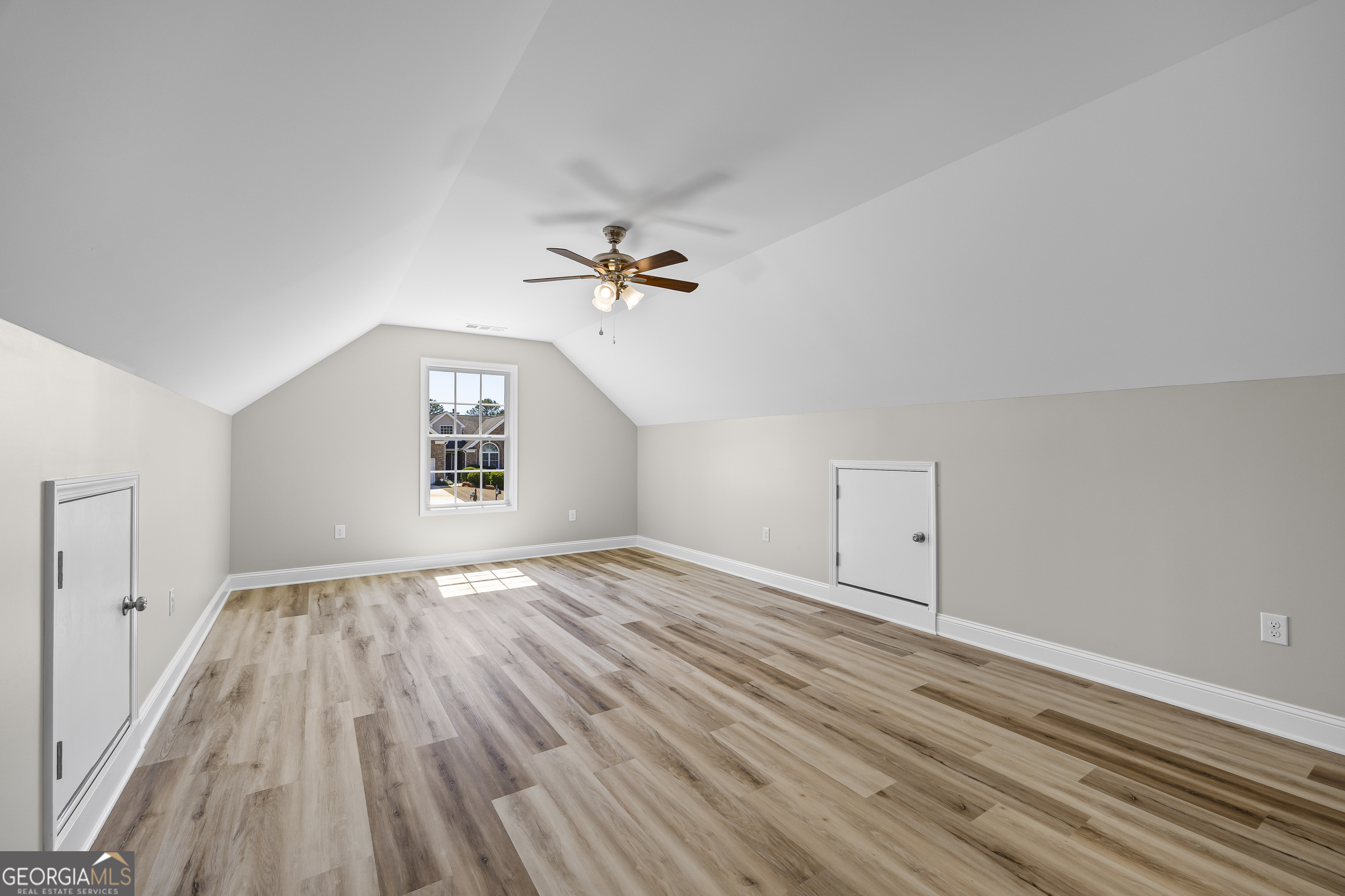 1229 Morgans Run Monroe, GA 30656 - Photo 9 of 54