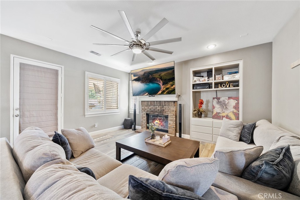 36232 Village Road Yucaipa, CA 92399 - Photo 5 of 34