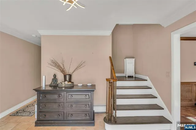 a view of entryway and hall