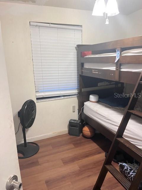 888 Longdale Avenue Longwood, FL 32750 - Photo 13 of 17 a bathroom with a sink and a mirror