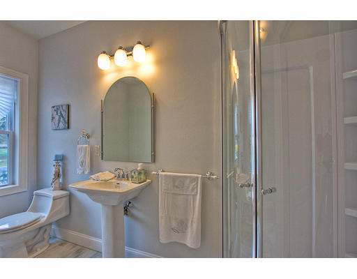 118 Wolcott Road Milton, MA 02186 - Photo 14 of 26 Gallery Image 14