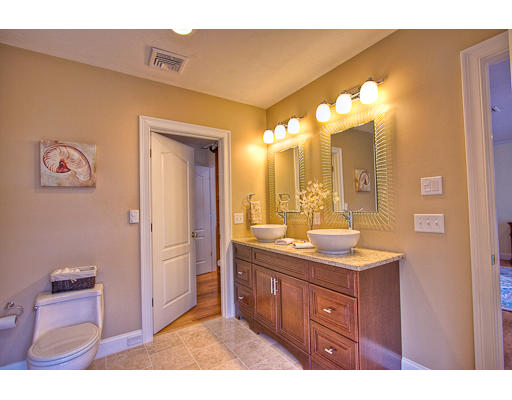 118 Wolcott Road Milton, MA 02186 - Photo 17 of 26 Gallery Image 17