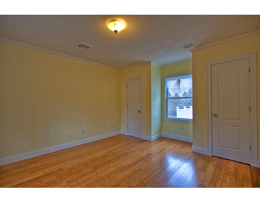 118 Wolcott Road Milton, MA 02186 - Photo 21 of 26 Gallery Image 21