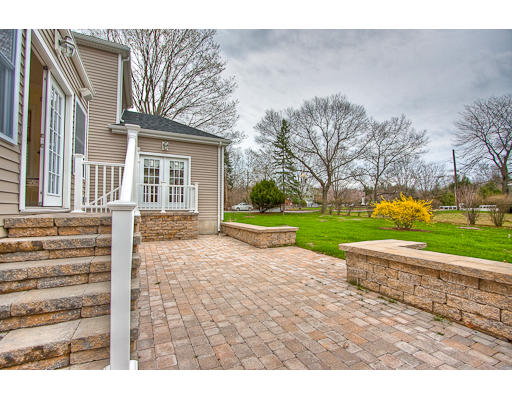 118 Wolcott Road Milton, MA 02186 - Photo 24 of 26 Gallery Image 24