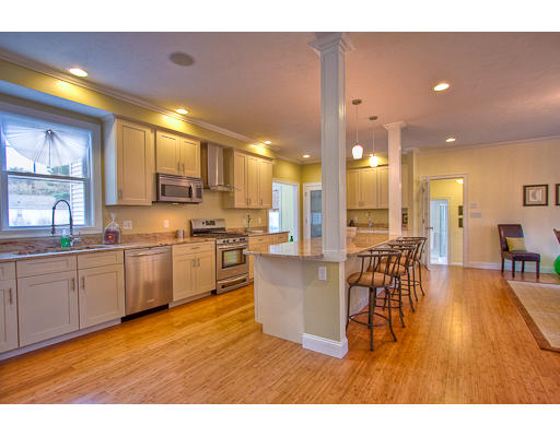 118 Wolcott Road Milton, MA 02186 - Photo 5 of 26 Gallery Image 5