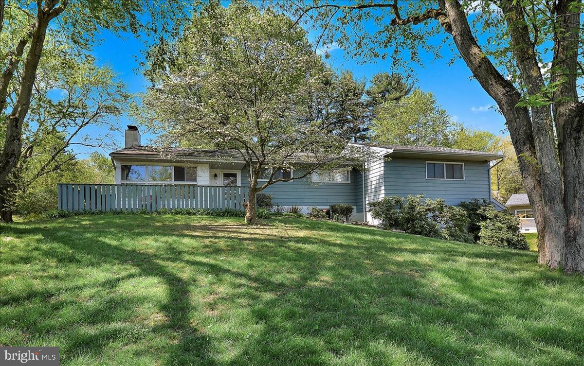 22 Rampart East Media, PA 19063 - Photo 1 of 44 Front