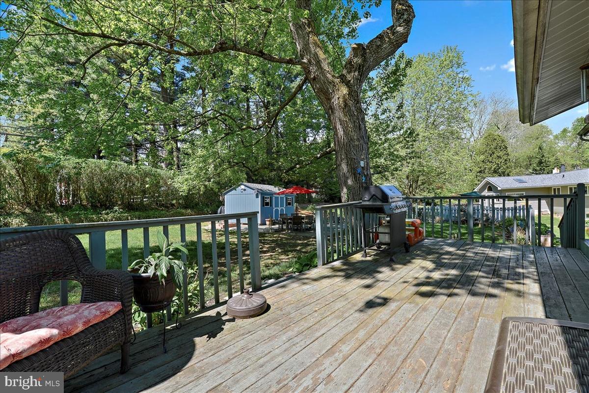 22 Rampart East Media, PA 19063 - Photo 33 of 44 Rear Deck