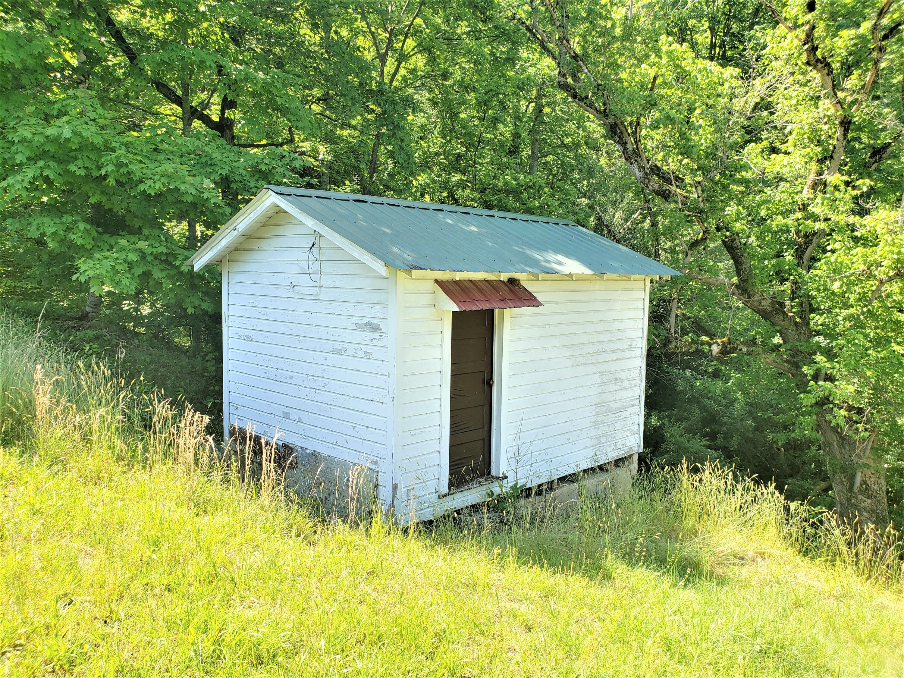 6180 Clinch Mountain Road Eidson, TN 37731 - Photo 27 of 51 25